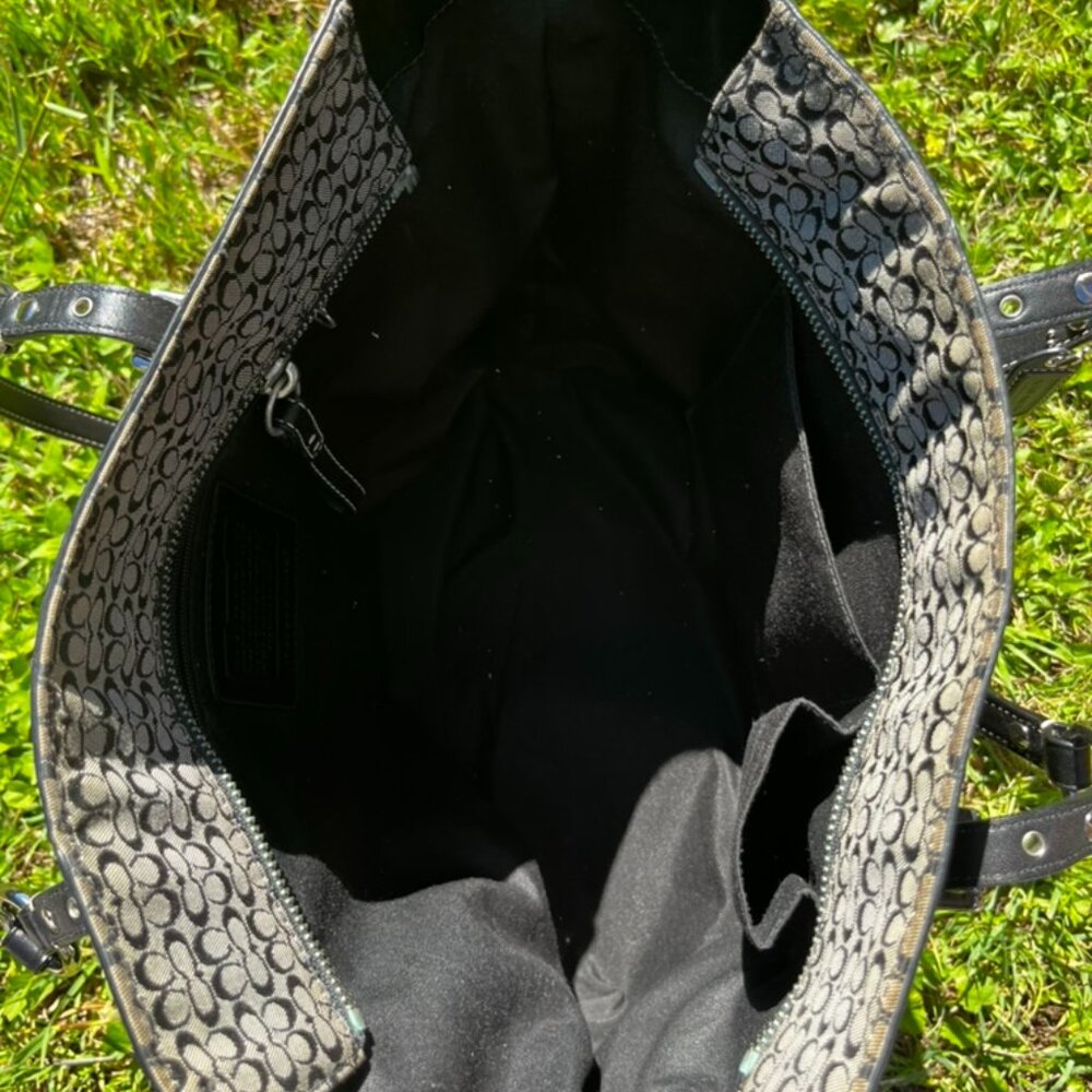 Coach Signature Black Canvas Shoulder Bag – Silver Hardware, Black Lining - Picture 4 of 4